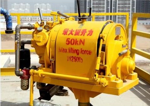 Pneumatic winch